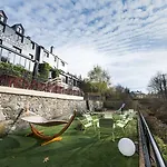 Hotel Val De Poix- Logis Restaurant 3*