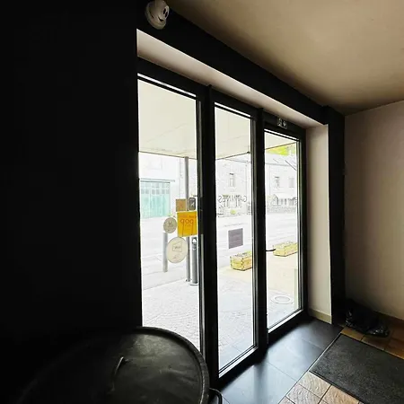 Hotel Val De Poix- Logis Restaurant Saint-Hubert