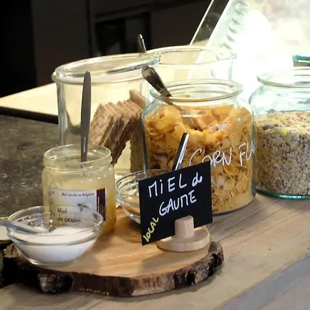 Val De Poix- Logis Restaurant Hotel Saint-Hubert