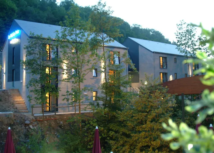 Val De Poix- Logis Restaurant Saint-Hubert