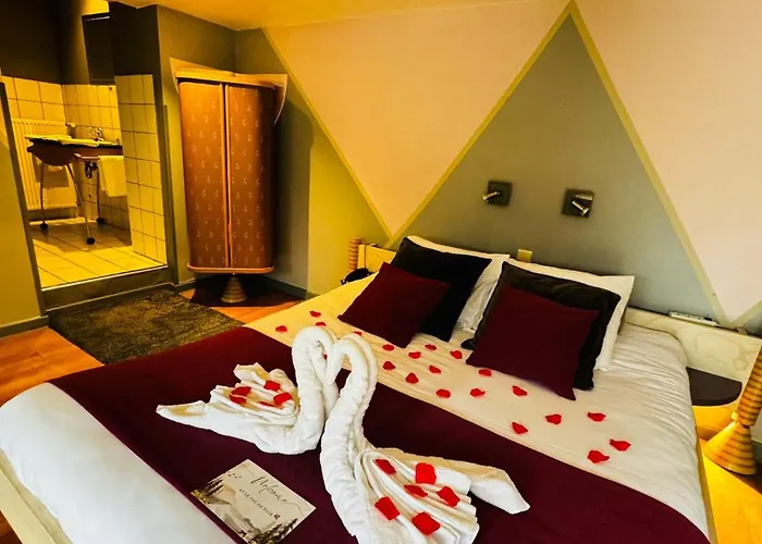 Val De Poix- Logis Restaurant Hotel 3*