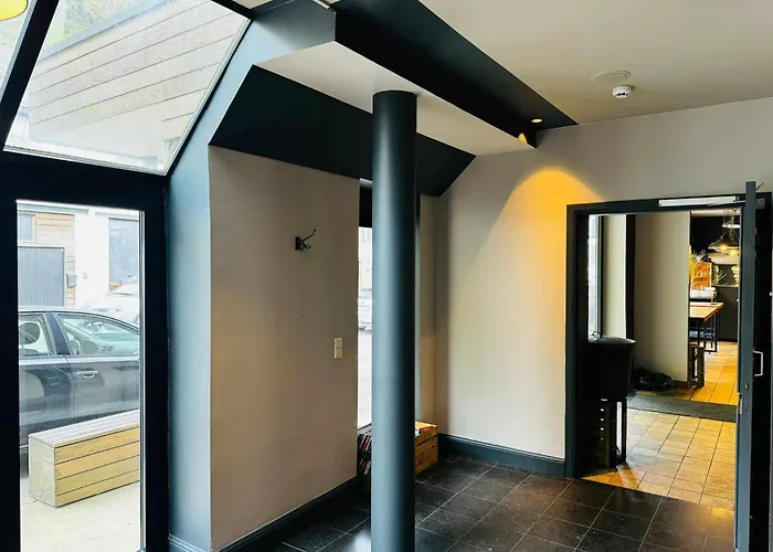 Val De Poix- Logis Restaurant سانت هوبيرت