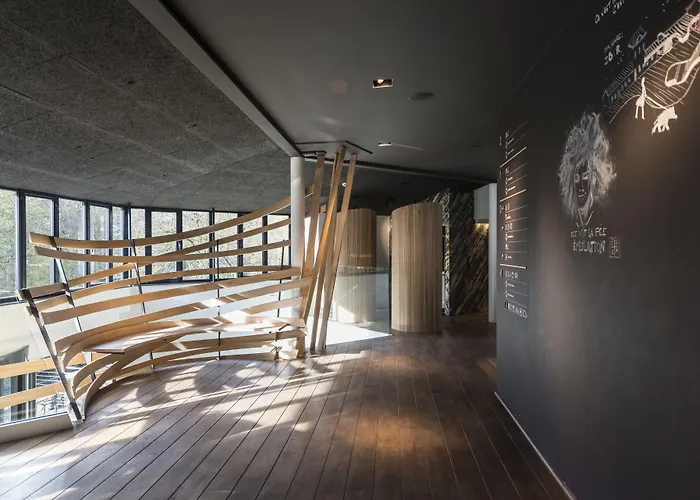 Val De Poix- Logis Restaurant 3* سانت هوبيرت