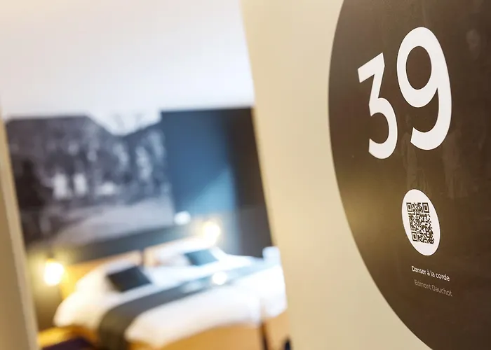 فندق Val De Poix- Logis Restaurant 3*