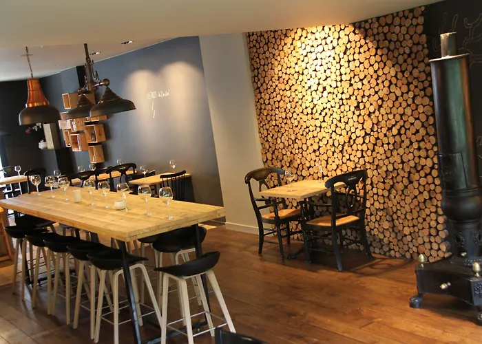 Hotel Val De Poix- Logis Restaurant