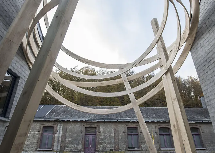 Val De Poix- Logis Restaurant سانت هوبيرت