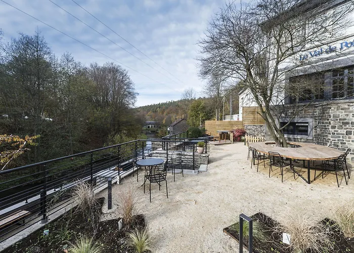 Val De Poix- Logis Restaurant فندق سانت هوبيرت