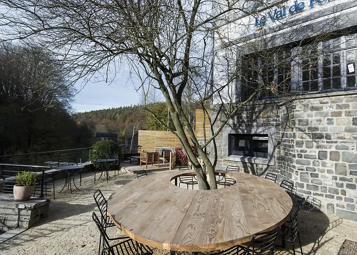 Hotel Val De Poix- Logis Restaurant 3*