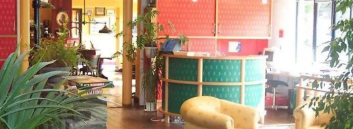 فندق Val De Poix- Logis Restaurant سانت هوبيرت