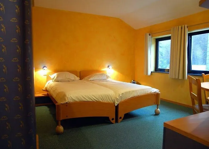 فندق Val De Poix- Logis Restaurant