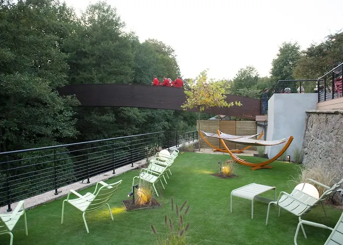 Val De Poix- Logis Restaurant Hotel 3*